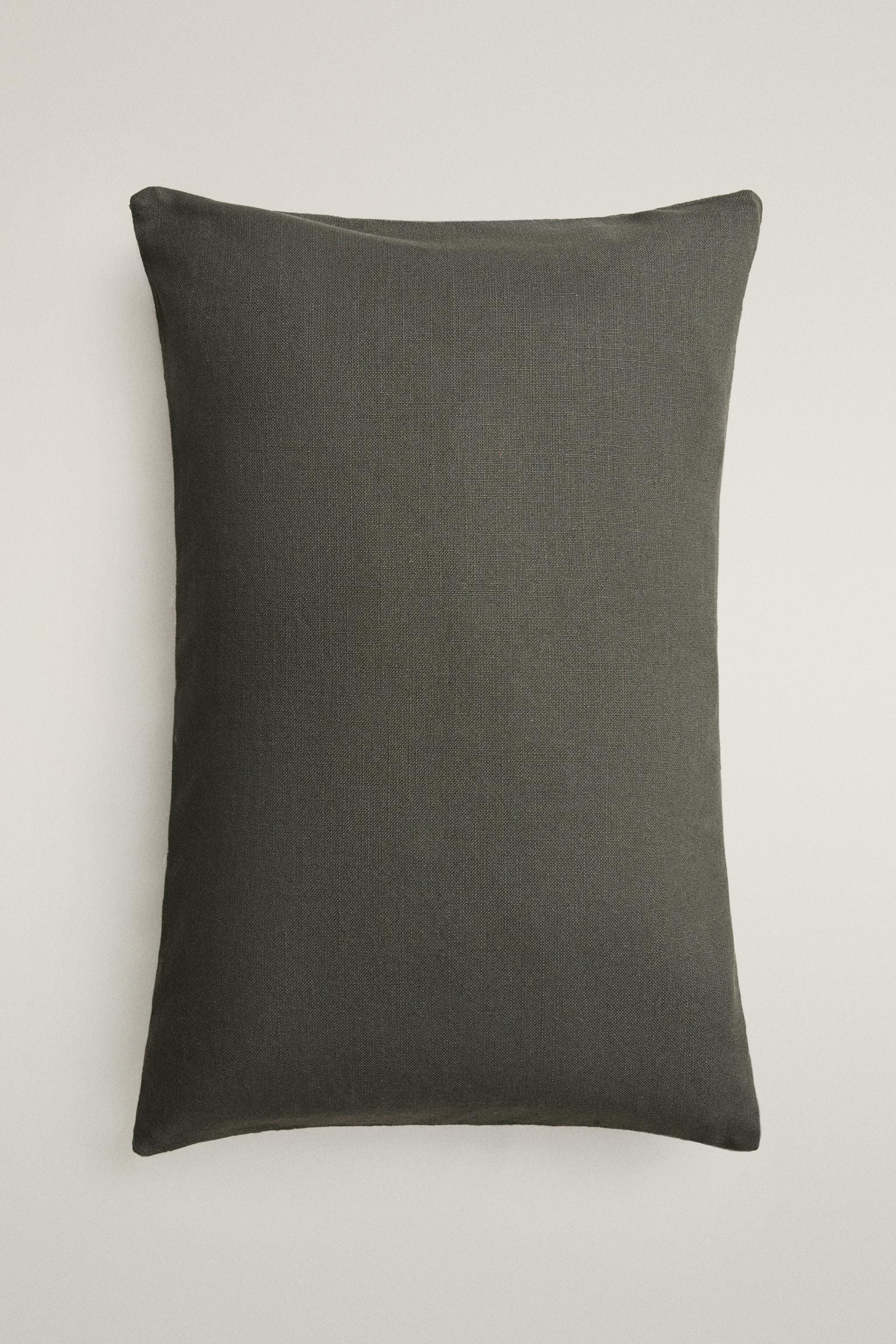 FLORAL APPLIQUE THROW PILLOW COVER